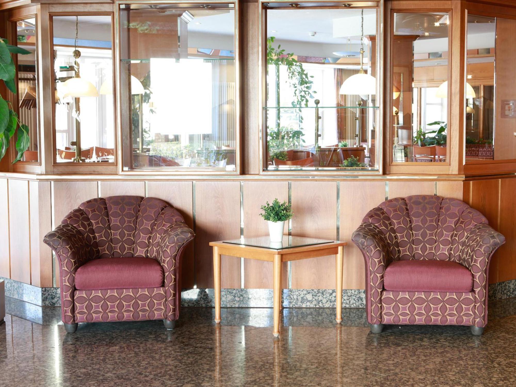 B&B Hotel Gotha-Hbf מראה חיצוני תמונה